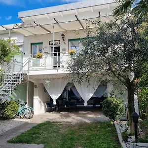 Molo - Residenza Con Accesso Diretto Al Ferienhaus Lazise