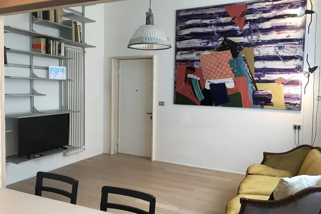Design & Comfort Apartment In Nolo Milano M1 Metro 0*, Milan Italy